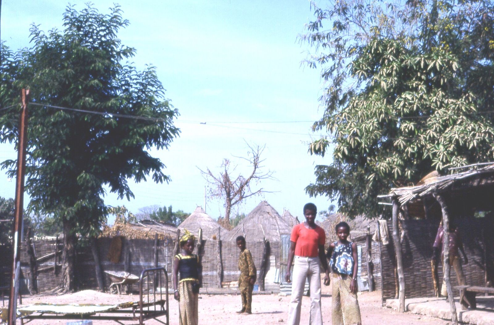 Vue du village de Kédougou dans le sud-est du Sénégal