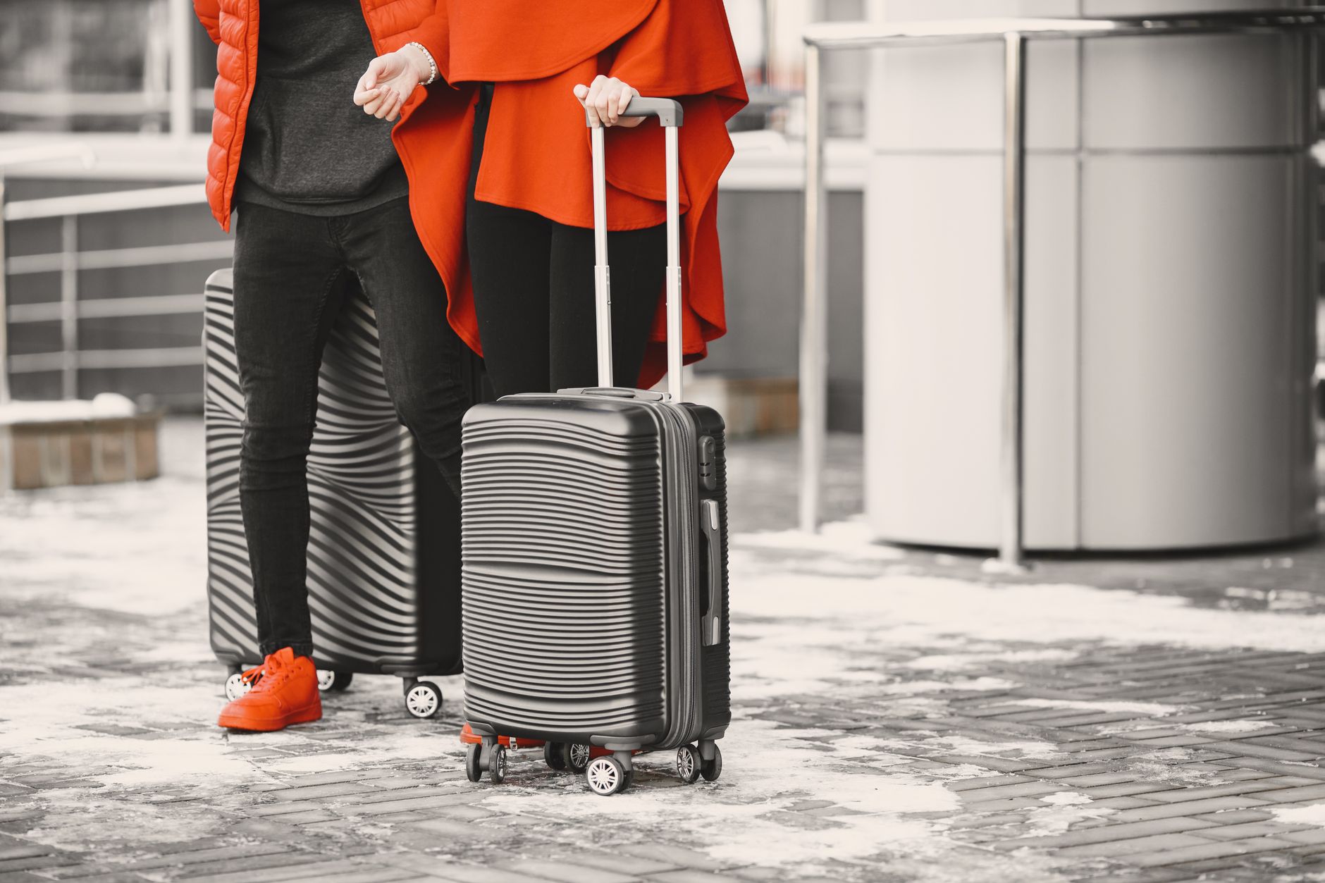 Conseils pratiques pour voyager en avion avec des enfants